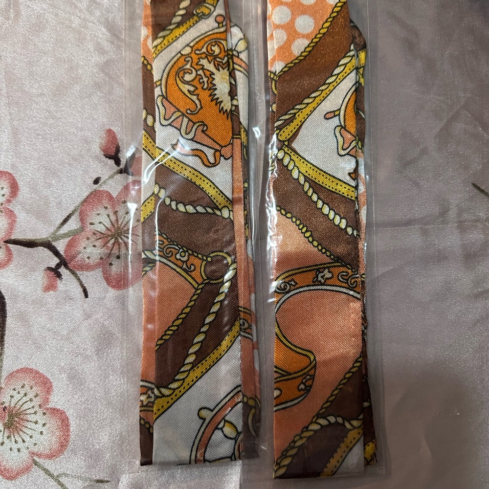 Chic Patterned Scarf set in Orange and Brown